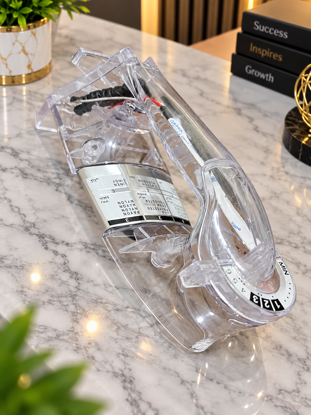 CRYSTAL PURE WHITE HANDLE